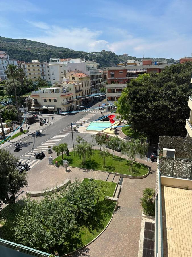 A.I.R. Sorrento Apartment 2 ภายนอก รูปภาพ